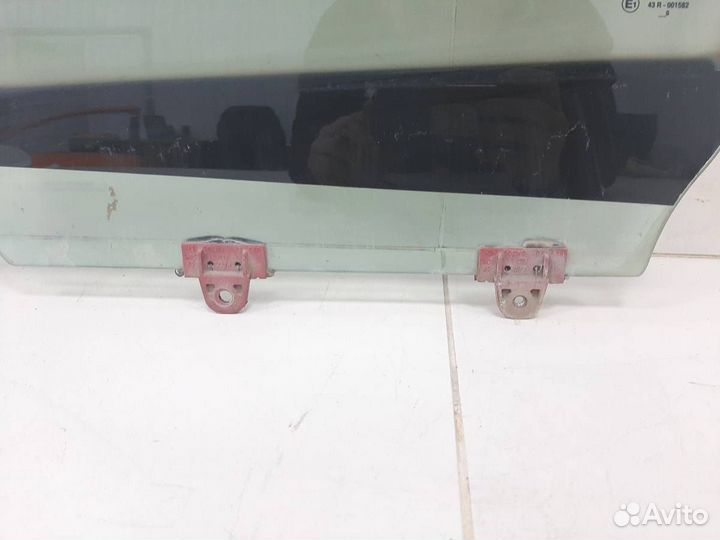 Стекло двери задней левой Nissan Almera N16 2000-2