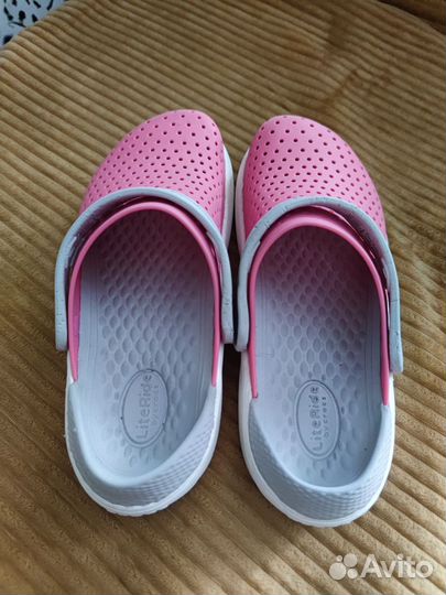 Crocs для девочки j3