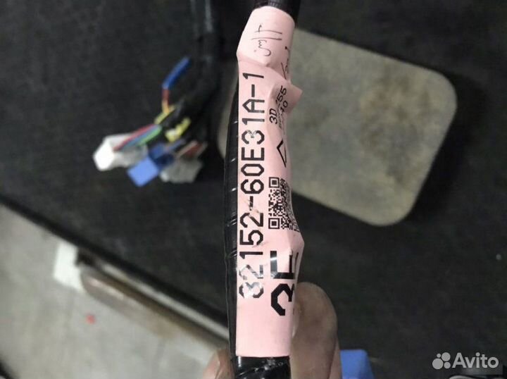 Проводка двери Toyota Land Cruiser