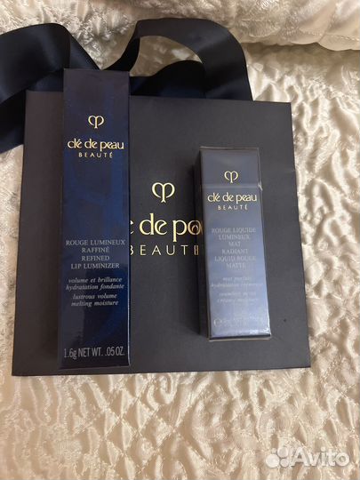 Помады cle DE peau