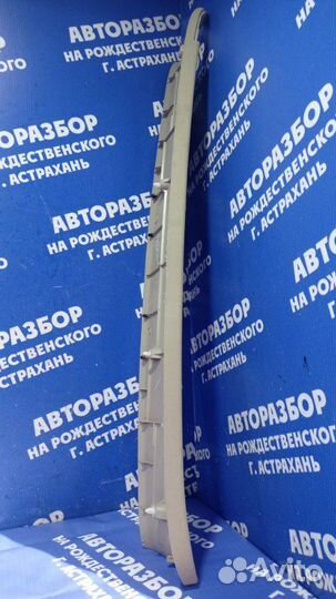 Обшивка крышки багажника Lexus Rx300 кроссовер