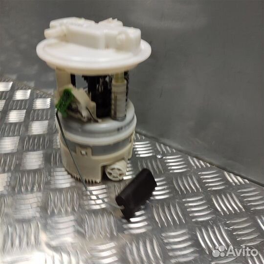 Топливный насос Renault Sandero 2 K7M812 2015