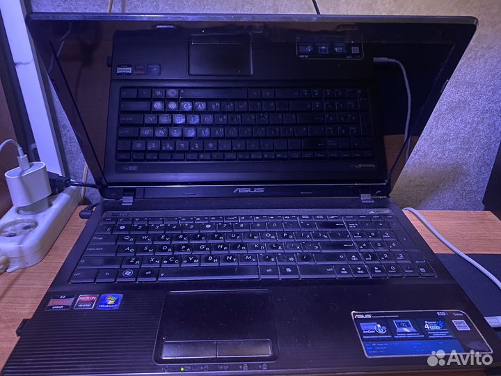 Ноутбук asus
