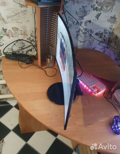 Игровой монитор Samsung 27