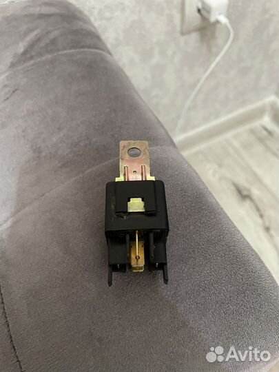 Главное реле бензонасоса