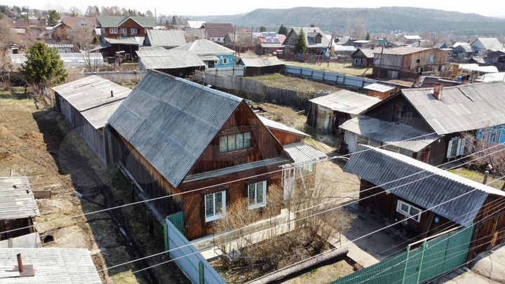 Дом 100 м² на участке 13 сот.