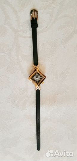 Золотые часы Ника женские