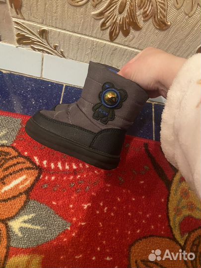 Дутики кроссовки