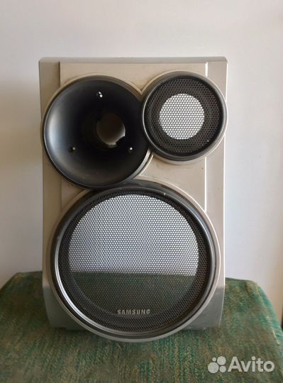 Лицевая панель