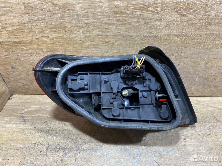 Фонарь правый Citroen Xsara дорест Арт. 111315