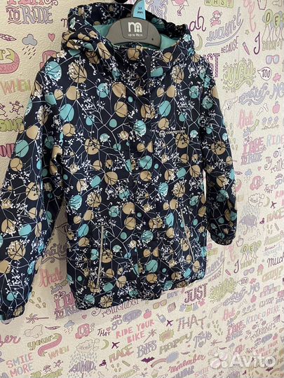 Ветровка для девочки