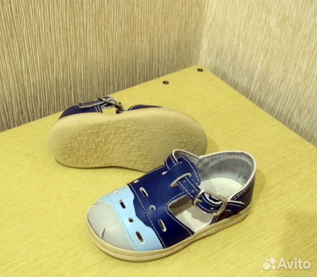 Сандали детские