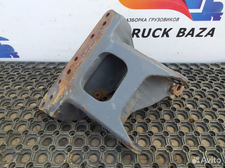 Кронштейн передней рессоры L Volvo FH, Volvo FM