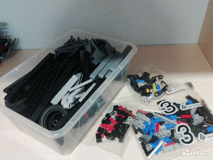 Lego Technic 42095, 42123, 42096, 42043