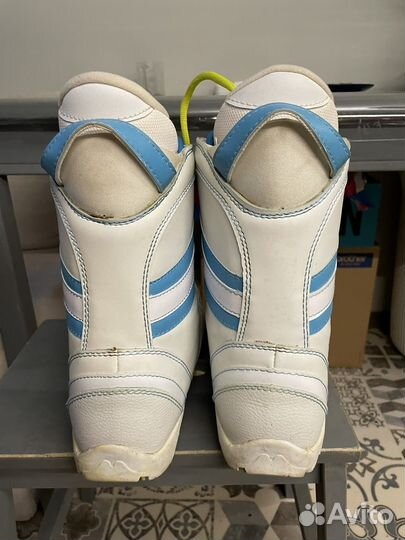 Сноубордические ботинки bone