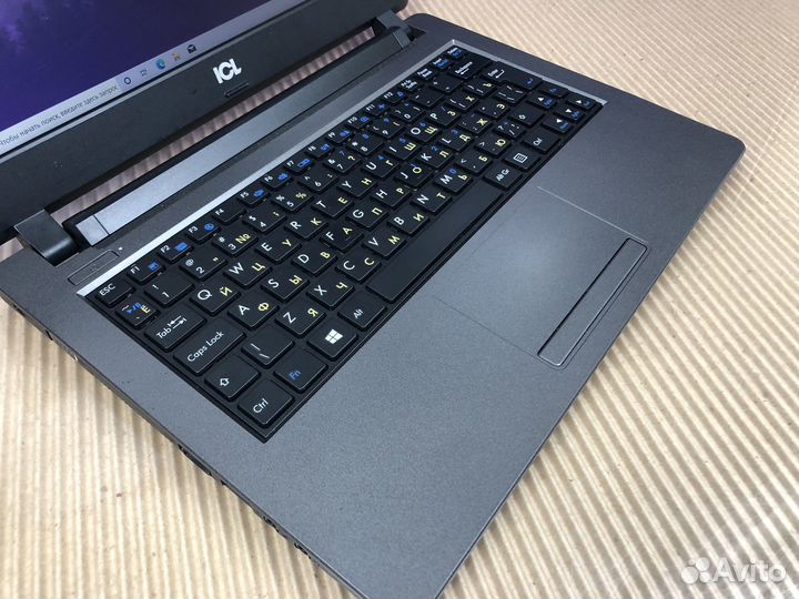 Мини ноутбук ICL 4gb/150Gb