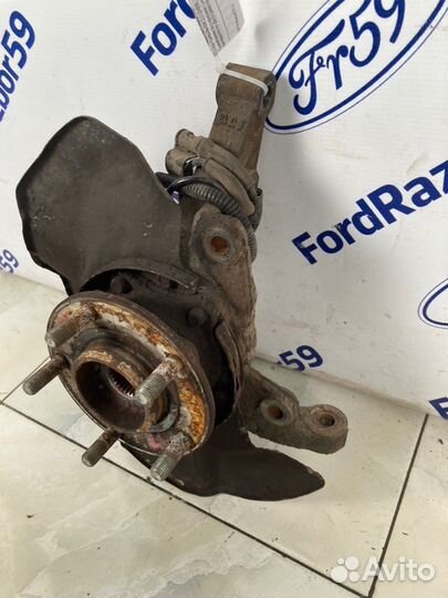 Кулак поворотный передний левый Hyundai Santa Fe