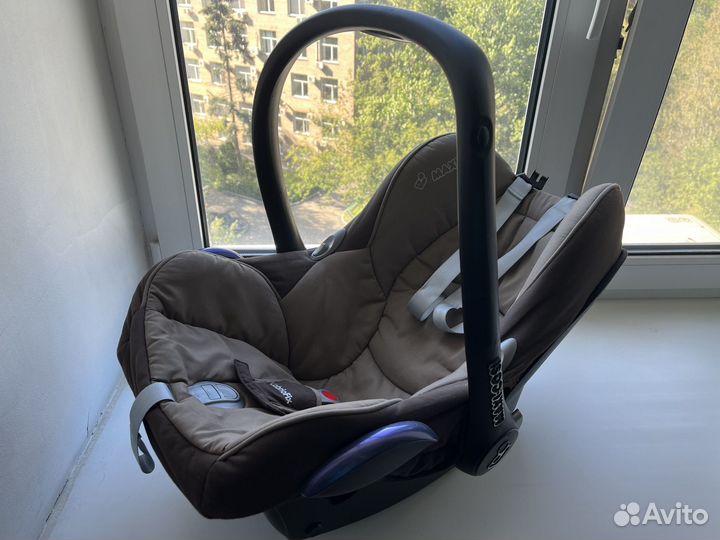 Автолюлька maxi cosi cabriofix