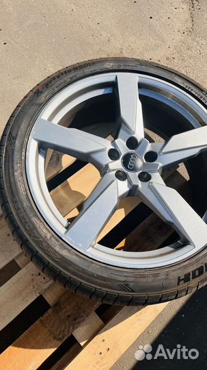 Диски Audi Sport R21 на летних шинах