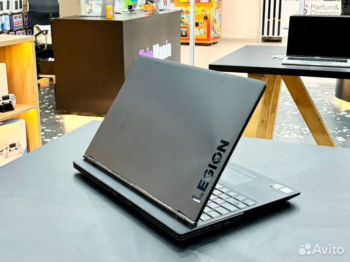 Мощный игровой ноутбук Lenovo Legion