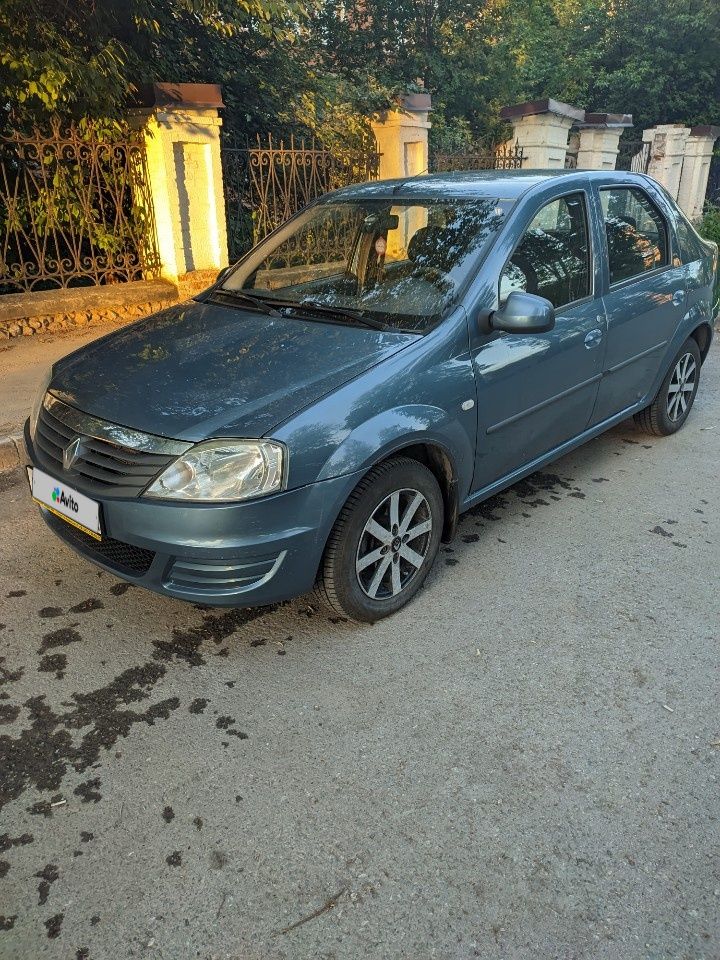 Renault Logan: фото владельца