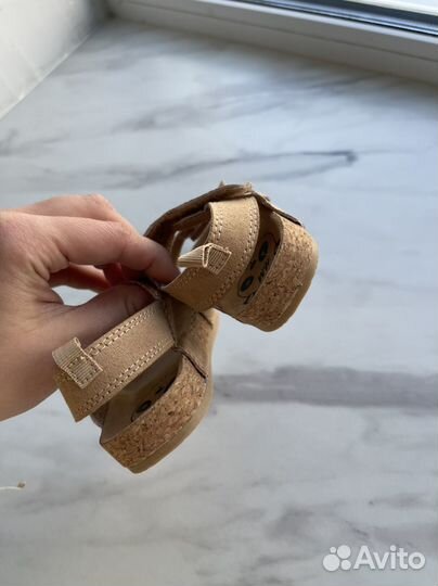 Сандалии hm детские