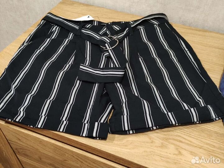 Шорты женские