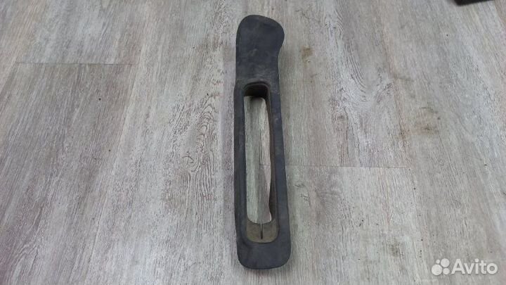 Накладка на рычаг стояночного тормоза Nissan Juke