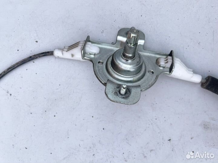 Стеклоподъемник задний левый Chevrolet Aveo T250