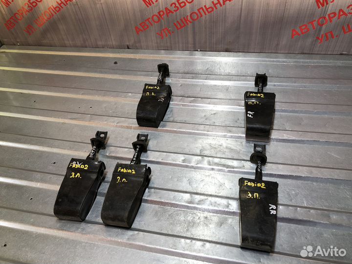 Ограничитель двери дверной Шкода Фабия 2