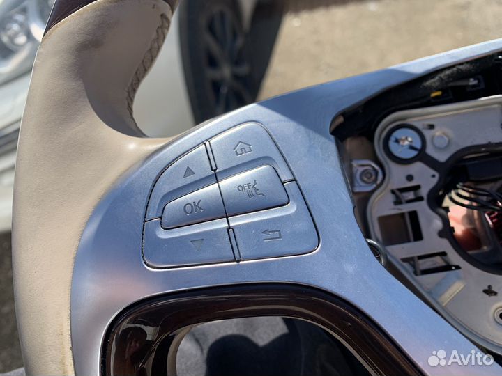 Руль оригинальный Mercedes Benz w222