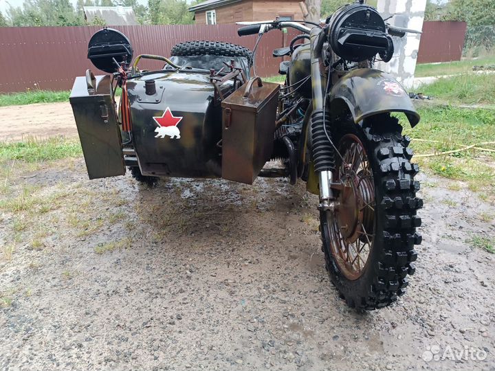 Мотоцикл мв 750