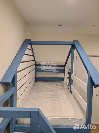 Детская кровать для двоих
