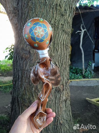 Тотемная шаманская погремушка 