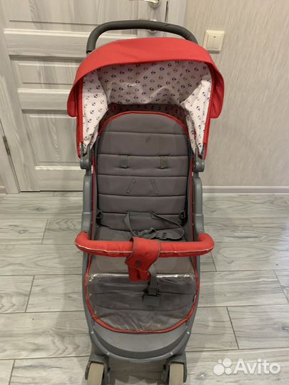 Прогулочная коляска