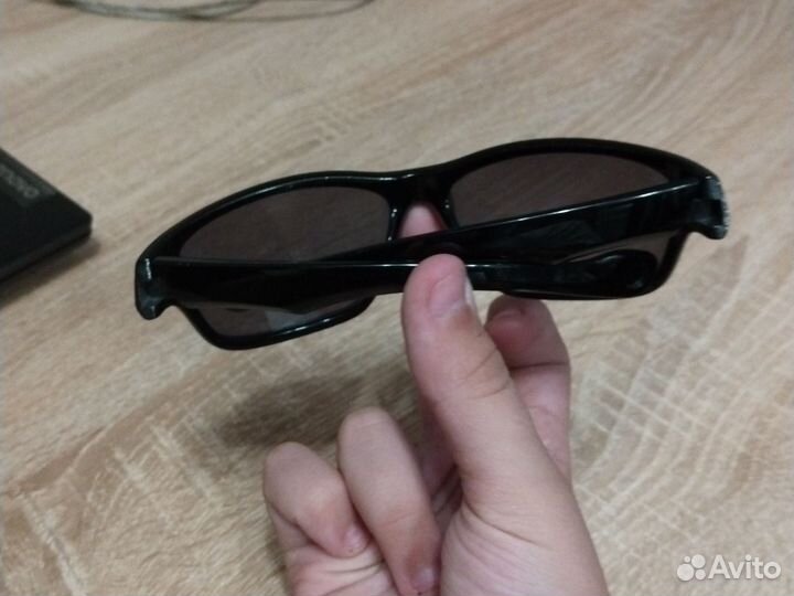 Солнечные очки для детей