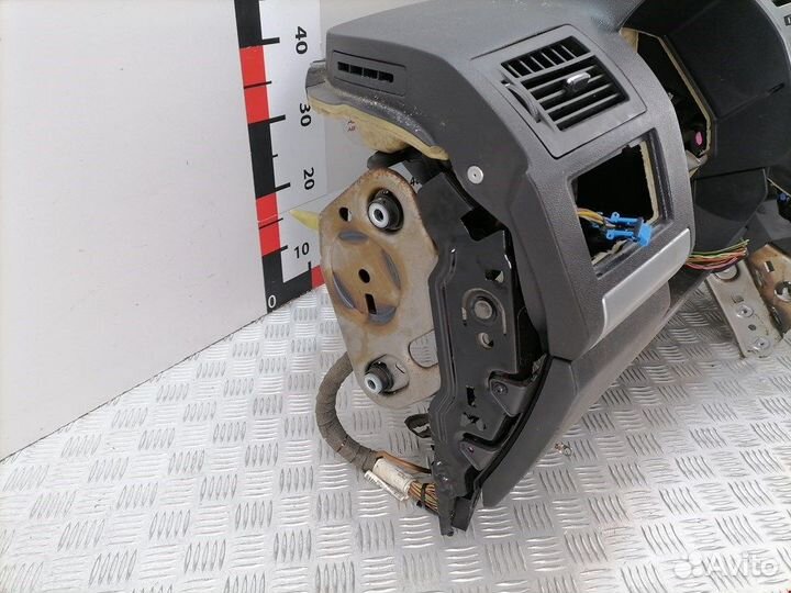 Торпедо (панель передняя) для Opel Zafira B