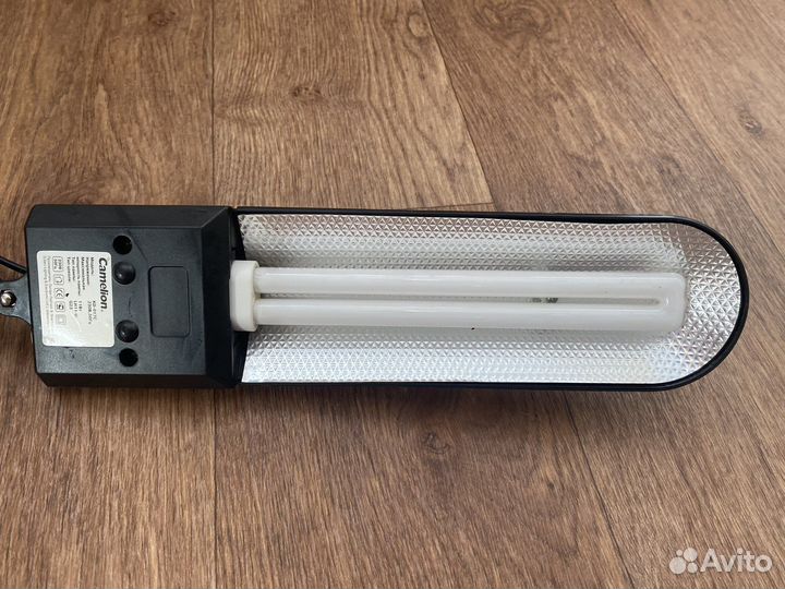 Настольный светильник