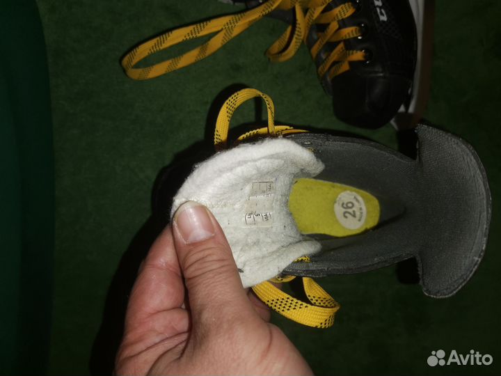 Коньки CCM C-52 9 размер