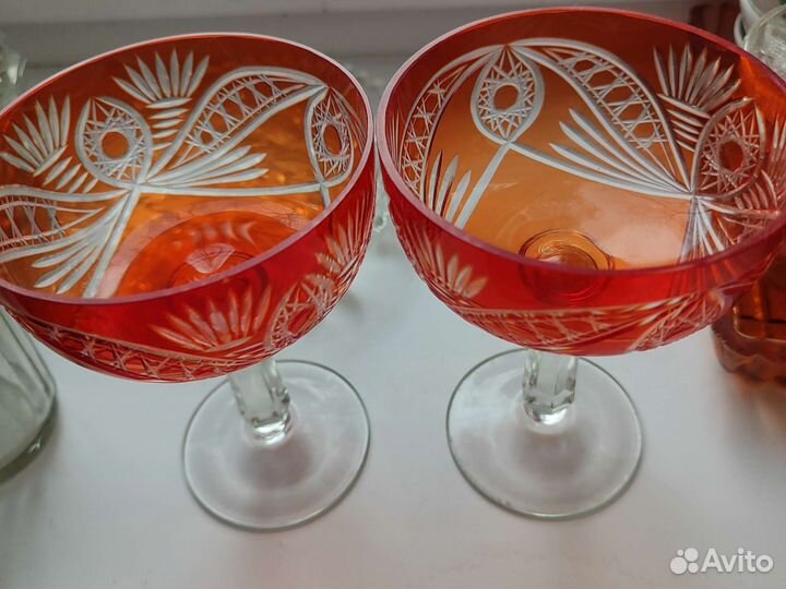 Пара фужеров/креманка/конфетница