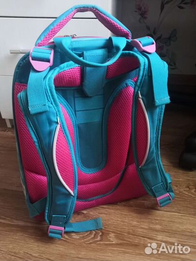Рюкзак школьный