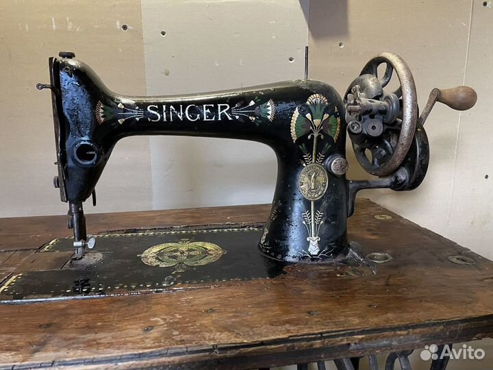 Швейная машина Singer