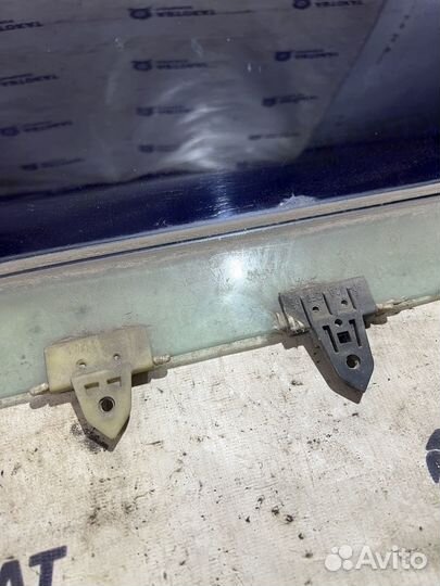 Стекло заднее левое Nissan Primera P11