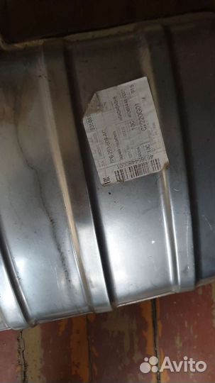 Задняя часть глушителя Volkswagen Touareg 2