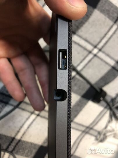 Беспроводное зарядное устройство Native Union