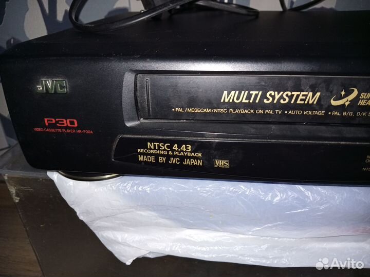 Видеомагнитофон jvc