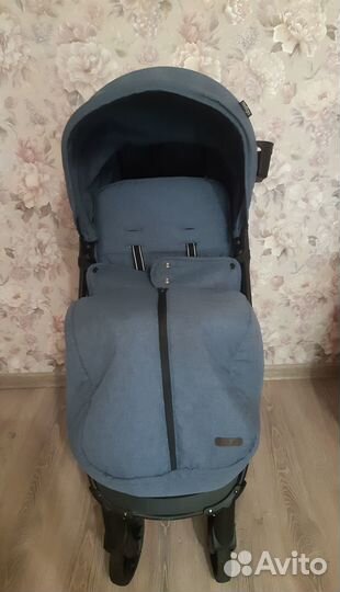 Прогулочная коляска indigo