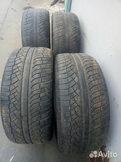 Michelin Alpin 295/40 R20