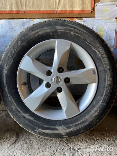 Bridgestone Dueler H/P Sport 215/65 R16 98H
