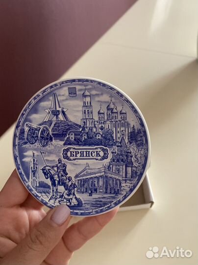 Тарелка на стену